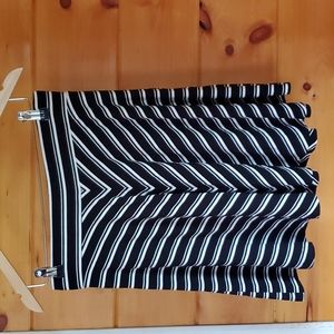 Ann Taylor Loft skirt. Size small